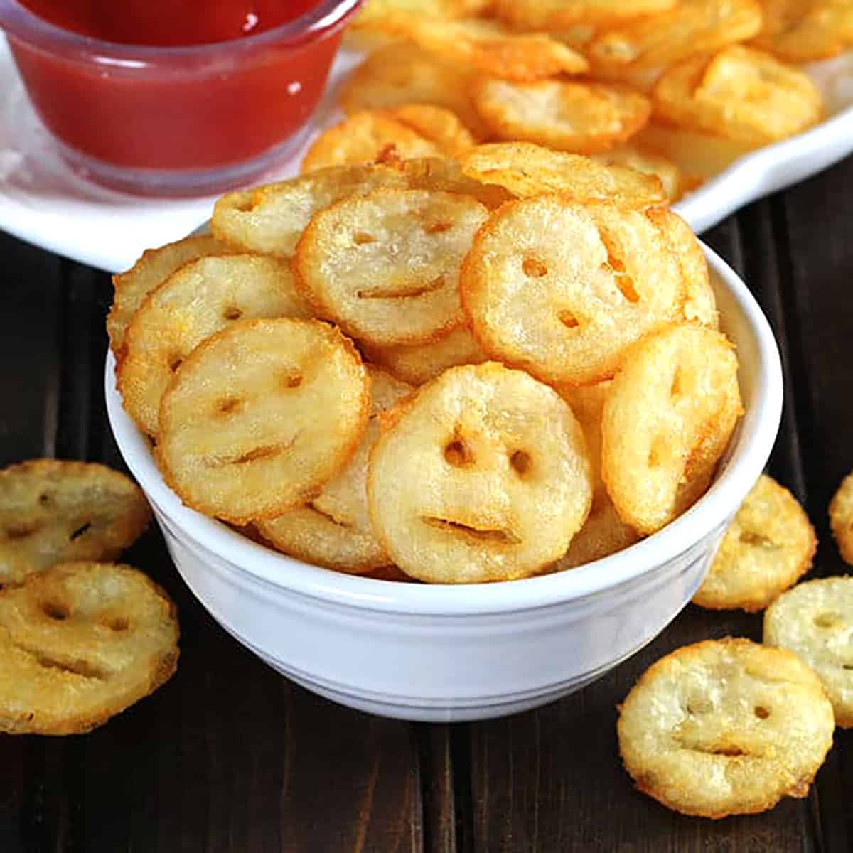 McCain Smiley Fries 1.5 kg – Fun, Crispy Potato Snack Value Pack